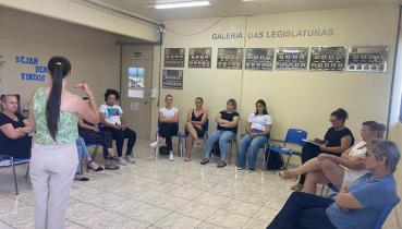 Acolhida da equipe de colaboradoras e monitoras das escolas municipais