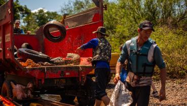 Canoagem Ecolgica no Rio Apua rene mais de 400 participantes em ao de preservao ambiental
